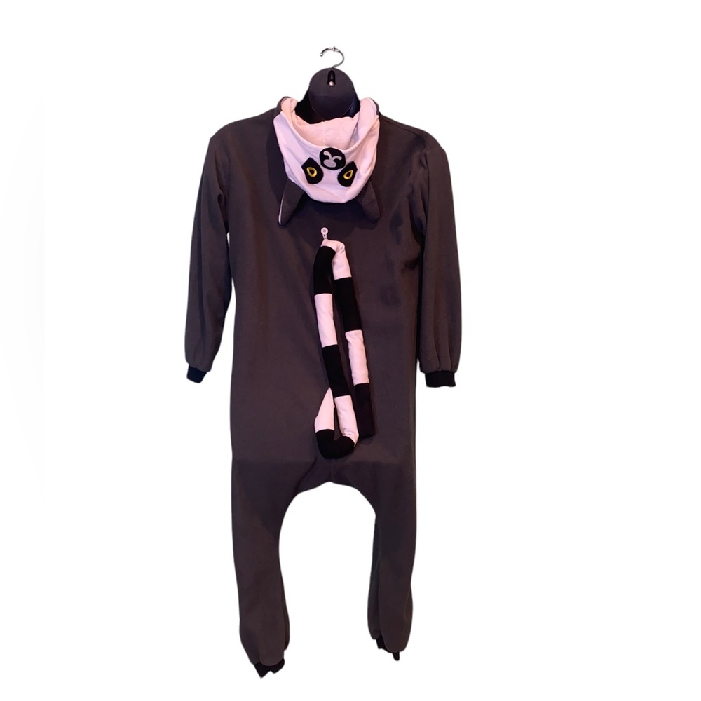 Lemur onesie.  Small. Excellent condition.